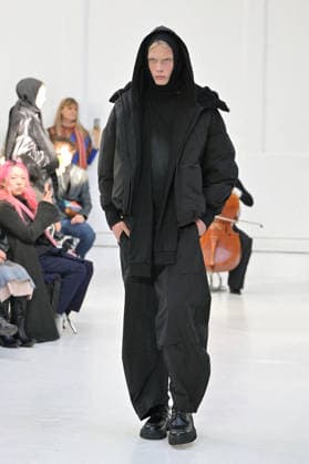 PFW - Demoo Runway A model walks the runway during the Démoo Womenswear Fall Winter 2026-2027 show as part of Paris Fashion Week on March 03, 2026 in Paris, France. Photo by Jana Call me J ABACAPRESS.COM Paris Ile de France France  Copyright: xJanaxCallxmexJ ABACAx