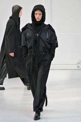 PFW - Demoo Runway A model walks the runway during the Démoo Womenswear Fall Winter 2026-2027 show as part of Paris Fashion Week on March 03, 2026 in Paris, France. Photo by Jana Call me J ABACAPRESS.COM Paris Ile de France France  Copyright: xJanaxCallxmexJ ABACAx