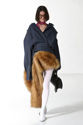 PFW - Maitrepierre Runway A model walks the runway during the Maitrepierre Womenswear Fall Winter 2026-2027 show as part of Paris Fashion Week on March 3, 2026 in Paris, France. Photo by Alain Gil Gonzalez ABACAPRESS.COM Paris France  Copyright: xGonzalezxAlain-Gil ABACAx