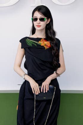 Wang Churan at the photocall of Christian Dior Women Ready to Wear Fall Winter 2026 2027 Collection fashion show, during Paris Fashion Week PFW at Jardin des Tuileries, in Paris, France, on March 3rd, 2026 Olivier Borde Bestimage Photocall of Christian Dior Women Ready to Wear Fall Winter 2026 2027 Collection fashion show, during Paris Fashion Week at Jardin des Tuileries, in Paris, France, on March 3rd, 2026 Paris France Copyright: xOLIVIERxBORDEx xBESTIMAGExOLIVIERxBORDEx xBESTIMAGEx