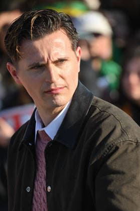 PFW Dior Outside Arrivals Raphael Quenard arriving at Dior show during Fashion Week in Paris, France on March 3, 2026. Photo by Julien Reynaud APS-Medias ABACAPRESS.COM Paris France  Copyright: xReynaudxJulien APS-Medias ABACAx