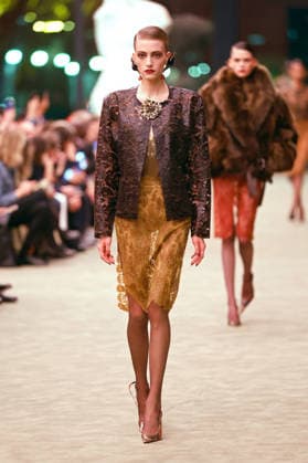 (260304) -- PARIS, March 4, 2026 -- A model presents a creation from the ready-to-wear Fall Winter 2026-2027 collections by Saint Laurent during the Paris Fashion Week in Paris, France, on March 3, 2026. (MeetEurope Handout via Xinhua) FRANCE-PARIS-FASHION WEEK-SAINT LAURENT WuxHuiwo 