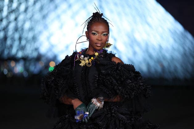 PFW Le Grand Diner du Louvre Arrivals Photocall Theodora attending the Le Grand Diner du Louvre Arrivals Photocall at the Musee du Louvre as part of Paris Fashion Week on March 03, 2026 in Paris, France. Photo by Jerome Dominé ABACAPRESS.COM Paris France  Copyright: xDominexJerome ABACAx
