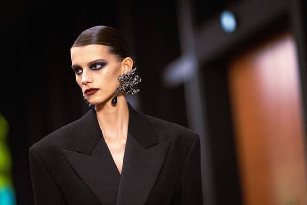 PFW - Saint Laurent Runway French model Apolline Rocco-Fohrer presents a creation for Saint Laurent for the Women s Ready to Wear Fall Winter 2026-2027 collection fashion show as part of the Paris Women Fashion Week, in Paris, on March 3, 2026. Photo by Alexis Jumeau ABACAPRESS.COM Paris France  Copyright: xJumeauxAlexis ABACAx