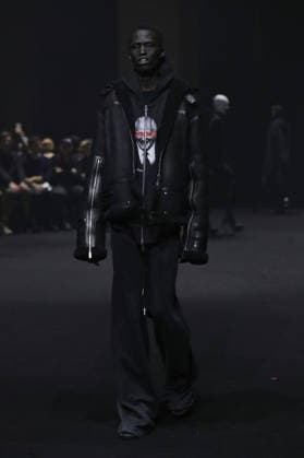 PFW - Matieres Fecales Runway A model walks the runway during the Matieres Fecales Womenswear Fall Winter 2026-2027 show as part of Paris Fashion Week on March 03, 2026 in Paris, France. Photo by Alain Gil Gonzalez ABACAPRESS.COM Paris France  Copyright: xGonzalezxAlain-Gil ABACAx