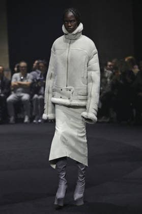 PFW - Matieres Fecales Runway A model walks the runway during the Matieres Fecales Womenswear Fall Winter 2026-2027 show as part of Paris Fashion Week on March 03, 2026 in Paris, France. Photo by Alain Gil Gonzalez ABACAPRESS.COM Paris France  Copyright: xGonzalezxAlain-Gil ABACAx