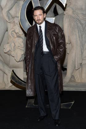 Lewis Pullman Photocall of Saint Laurent Collection Femme Prêt à Porter Automne Hiver 2026 2027 fashion show during Paris Fashion Week on march 3rd 2026 Cyril Moreau Bestimage Photocall of Saint Laurent Women Ready to Wear Fall Winter 2026 2027 Collection fashion show, during Paris Fashion Week on march 3rd 2026 Paris France  Copyright: xCyrilxMoreaux xBestimagexCyrilxMoreaux xBestimagex