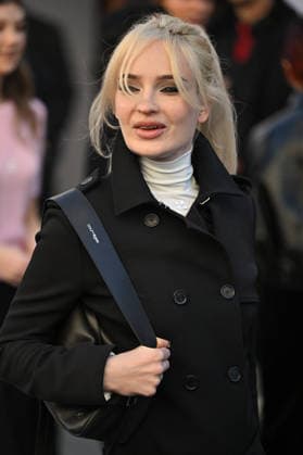 PFW Courreges Outside Arrivals Kim Petras arriving at Courreges show during Fashion Week in Paris, France on March 4, 2026. Photo by Julien Reynaud APS-Medias ABACAPRESS.COM Paris France  Copyright: xReynaudxJulien APS-Medias ABACAx
