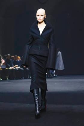 Matieres Fecales Womens Collection Ready to Wear Fall Winter 2026 2027 fashion show as part of Paris Fashion Week PFW , in Paris, France, March 3rd, 2026 Bestimage Runway during the Matieres Fecales Ready to Wear Fall Winter 2026 2027 fashion show as part of Paris Fashion Week on March 3rd, 2026 in Paris, France Paris France  Copyright: xAgencex xBestimagexAgencex xBestimagex