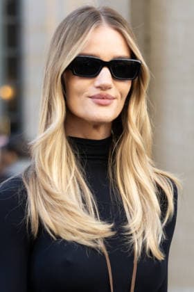 Rosie Huntington Whiteley leaving The Row Womens Ready to Wear Fall Winter 2026 2027 show during Paris Fashion Week PFW at The Row headquarters, 19 rue des Capucines, Paris, France, on March 4, 2026 Julien Sarkissian Bestimage Rosie Huntington Whiteley leaving The Row Womens Ready to Wear Fall Winter 2026 2027 show during Paris Fashion Week PFW at The Row headquarters, 19 rue des Capucines, Paris, France, on March 4, 2026 Paris France  Copyright: xJulienxSarkissianx xBestimagexJulienxSarkissianx xBestimagex