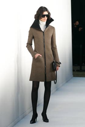PFW - Courreges - Backstage - Womenswear A model poses backstage prior to the Courrèges Womenswear Fall Winter 2026-2027 show as part of Paris Fashion Week on March 04, 2026 in Paris, France. Photo by Gonzalez Alain-Gil ABACAPRESS.COM Paris Ile-de-France France  Copyright: xGonzalezxAlain-Gil ABACAx