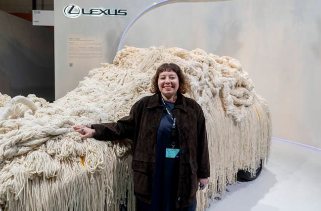 Presentation of the Lexus stand at the ARCO fair The artist who has won the Lexus Art Car 2025, Mariadela Araujo, poses with the Lexus Art Car 2025, at the Lexus stand at the ARCO fair, on March 4, 2026, in Madrid Spain For the seventh consecutive year, Lexus participates in ARCO, this time with an installation based on the five senses that proposes a sensory journey to relate to art from the experience, curiosity and emotion 04 MARCH 2026 Madrid Madrid Madrid Spain  Copyright: xAlbertoxOrtegax 7337507