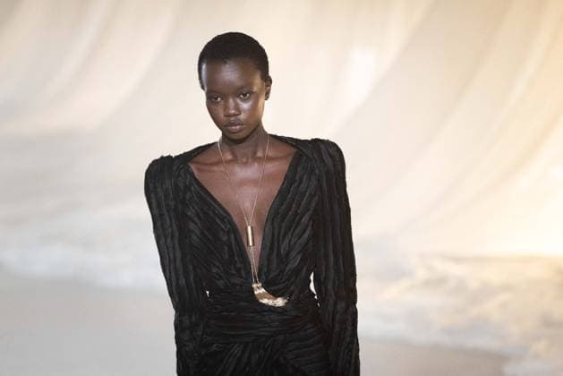 PFW - Balmain Runway A model walks the runway during the Balmain Womenswear Fall Winter 2026-2027 show as part of Paris Fashion Week on March 04, 2026 in Paris, France. Photo by Alexis Jumeau ABACAPRESS.COM Paris France  Copyright: xJumeauxAlexis ABACAx
