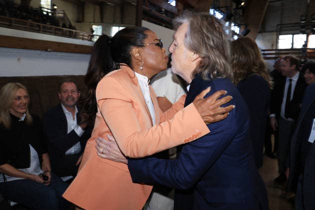 PFW - Stella McCartney Front Row Oprah Winfrey and Paul McCartney on the front row of the Stella McCartney fashion show during Paris Fashion Week on March 4, 2026 in Paris, France. Photo by Jerome Domine ABACAPRESS.COM Paris France  Copyright: xDominexJerome ABACAx