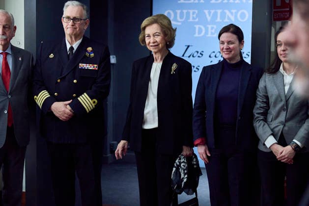 March 4, 2026, Madrid, Madrid, Spain: QUEEN SOFIA visits the exhibition The flag that came from the sea. The colours that identify us Madrid Spain - ZUMAc260 20260304_zep_c260_012 Copyright: xMikexChicorrox