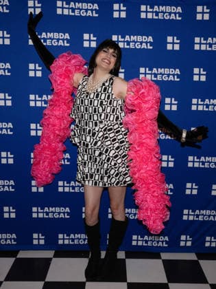 March 4, 2026, Beverly Hills, California, USA: American comedian and paranormal expert ROZ HERNANDEZ attends Lambda LegalÃ¢â‚¬â ¢s Stand Up for Equality. Beverly Hills USA - ZUMAb173 20260304_aap_b173_017 Copyright: xBillyxBennightx