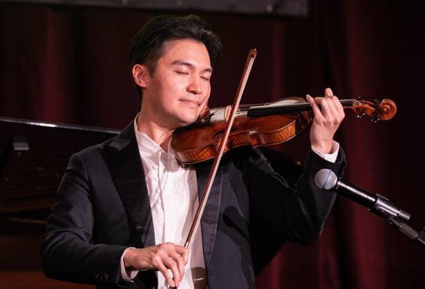 March 4, 2026, Bronx, New York, USA: Ray Chen performs during Lang Lang International Music Foundation bi-annual gala at Metropolitan Club in New York, NY on March 4, 2026. Bronx USA - ZUMAr339 20260304_znp_r339_081 Copyright: xLevxRadinx