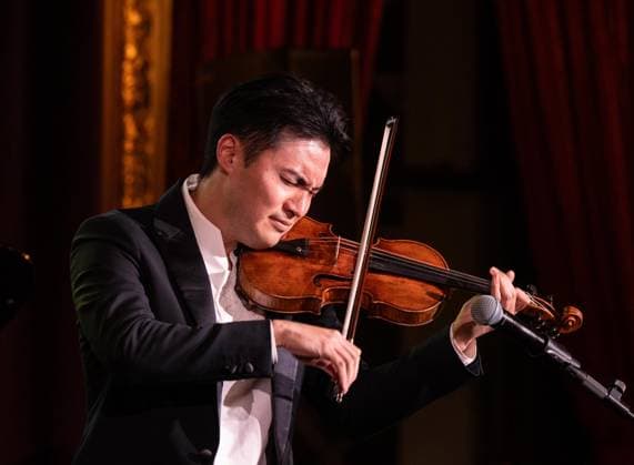 March 4, 2026, Bronx, New York, USA: Ray Chen performs during Lang Lang International Music Foundation bi-annual gala at Metropolitan Club in New York, NY on March 4, 2026. Bronx USA - ZUMAr339 20260304_znp_r339_085 Copyright: xLevxRadinx