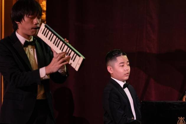 March 4, 2026, Bronx, New York, USA: Young musicians, recipients of foundation Taige Wang and Alexander Liu perform during Lang Lang International Music Foundation bi-annual gala at Metropolitan Club in New York, NY on March 4, 2026. Bronx USA - ZUMAr339 20260304_znp_r339_105 Copyright: xLevxRadinx