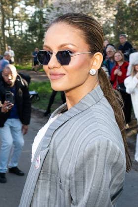 PFW - Stella McCartney Arrivals Natasha Poonawalla attends the Stella McCartney WI26 Show as part of Paris Fashion Week on March 04, 2026 in Paris, France. Photo by Laurent Zabulon ABACAPRESS.COM Paris France  Copyright: xZabulonxLaurent ABACAx