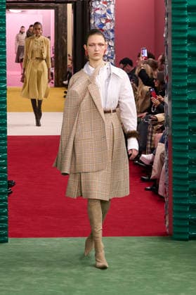 Paris Fashion Week - Women F W 26-27 Acne Studios Fashion Show Catwalk Paris, France Paris Fashion Week - Women F W 26-27 Acne Studios Fashion Show Catwalk Paris, France 4th March 2026 SGPItalia id 134576_001 * Not Exclusive  Copyright: xLorenzoxCremonax
