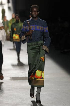 PFW - Dries Van Noten Runway A model walks the runway during the Dries Van Noten Womenswear Fall Winter 2026-2027 show as part of Paris Fashion Week on March 04, 2026 in Paris, France. Photo by Alain Gil Gonzalez ABACAPRESS.COM Paris France  Copyright: xGonzalezxAlain-Gil ABACAx