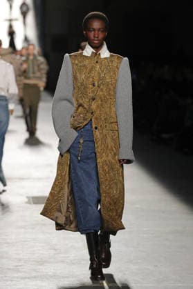 PFW - Dries Van Noten Runway A model walks the runway during the Dries Van Noten Womenswear Fall Winter 2026-2027 show as part of Paris Fashion Week on March 04, 2026 in Paris, France. Photo by Alain Gil Gonzalez ABACAPRESS.COM Paris France  Copyright: xGonzalezxAlain-Gil ABACAx