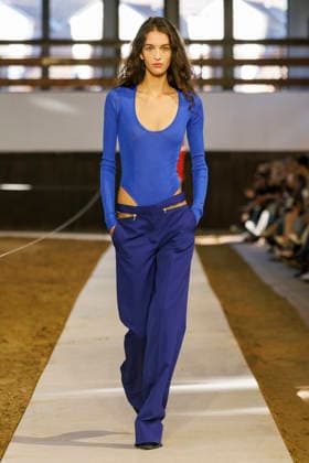 Stella McCartney Womens Ready to Wear Autumn Winter 2026 2027 fashion show during Paris Fashion Week PFW on March 8, 2026 clear 135 Translation results Translation results Stella McCartney Womens Ready to Wear Autumn Winter 2026 2027 Collection fashion show during Paris Fashion Week PFW on March 8, 2026 Paris France  Copyright: xAgencex xBestimagexAgencex xBestimagex