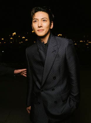 Ji Chang wook au défilé Tom Ford Collection Femme Prêt à Porter Automne Hiver 2026 2027 lors de la Fashion Week de Paris, le 4 mars 2026 Delpech Melloul Sarkissian Bestimage Celebrities at Tom Ford Women Ready to Wear Fall Winter 2026 2027 Collection fashion show, during Paris Fashion Week on march 4th 2026 Paris France  Copyright: xDelpechx-xMelloulx-xSarkissianx xBestimagexDelpechx-xMelloulx-xSarkissianx xBestimagex