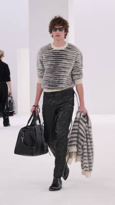 Tom Ford fashion show Womens Ready to Wear Autumn Winter 2026 2027 Collection during Paris Fashion Week PFW on March 4, 2026 Tom Ford fashion show Womens Ready to Wear Autumn Winter 2026 2027 Collection during Paris Fashion Week PFW on March 4, 2026 Paris France  Copyright: xAgencex xBestimagexAgencex xBestimagex