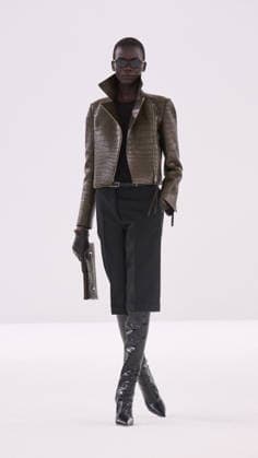 Tom Ford fashion show Womens Ready to Wear Autumn Winter 2026 2027 Collection during Paris Fashion Week PFW on March 4, 2026 Tom Ford fashion show Womens Ready to Wear Autumn Winter 2026 2027 Collection during Paris Fashion Week PFW on March 4, 2026 Paris France  Copyright: xAgencex xBestimagexAgencex xBestimagex