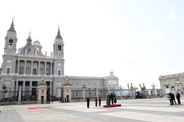 The King and Queen receive with honors the Grand Dukes of Luxembourg at the Royal Palace Stéphanie de Lannoy, William V of Luxembourg, King Felipe VI and Queen Letizia during the reception at the Royal Palace, on March 5, 2026, in Madrid Spain The Grand Dukes of Luxembourg began their reign in October last year, following the abdication of Henry of Luxembourg in favor of his son KING DUCHESSES OF LUXEMBOURG José Madrid Madrid Madrid Madrid Spain  Copyright: xJosÃ xOlivax 7340200