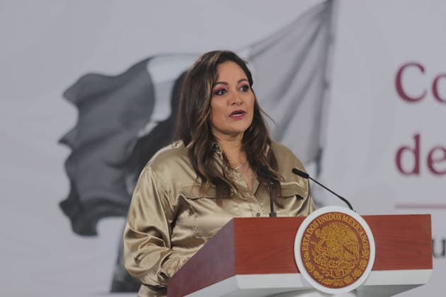Gabriela FernoÂ¡ndez de Lara, sports journalist speaks during a briefing on the contest Represent Mexico at the Opening of the 2026 FIFA World Cup, through the so-called President s ticket at National Palace. on March 5, 2026 in Mexico City, Mexico. Mexico City Mexico - ZUMAe321 20260305_zia_e321_013 Copyright: xCarlosxSantiagox