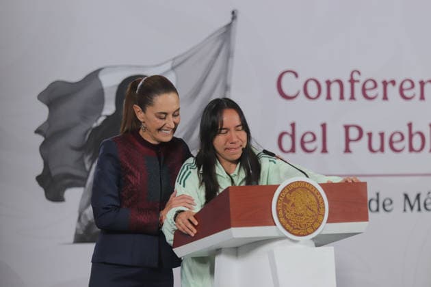 Mexico s President Claudia Sheinbaum is seen behind as Charlyn Corral Ang, professional soccer player speaking during a briefing on the contest Represent Mexico at the Opening of the 2026 FIFA World Cup, through the so-called President s ticket at National Palace. on March 5, 2026 in Mexico City, Mexico. Mexico City Mexico - ZUMAe321 20260305_zia_e321_023 Copyright: xCarlosxSantiagox