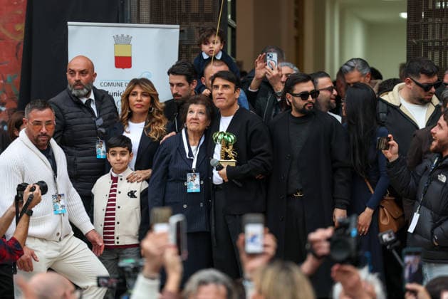 Naples, March 5, 2026 - Sal Da Vinci celebrates in his hometown of Mergellina after winning the Sanremo Music Festival (NeaPhoto)  Copyright: xNapolipressx xipa-agency.netx xNapolipressx IPA_Agency_IPA72422090