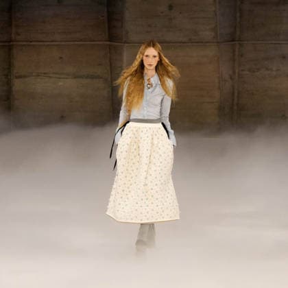 Paris fashion week Womenwear FALL WINTER 2026 2027 CHLOE 5th March 2026 sylvie lefort photography MAXPPP 05 03 2026 @sylvie Lefort Photography MAXPPP 05 03 26 Models present creations from the Womenswear FALL WINTER 2026 2027collection by CHLOE during the Paris Fashion Week, in Paris, France 5th March 2026 The presentation of the Womens collections from March 2nd to March 10th 26  Copyright: xMAXPPPxsylviexlefortxphotographyx LFR202603055156 LFR202603055156