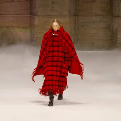 Paris fashion week Womenwear FALL WINTER 2026 2027 CHLOE 5th March 2026 sylvie lefort photography MAXPPP 05 03 2026 @sylvie Lefort Photography MAXPPP 05 03 26 Models present creations from the Womenswear FALL WINTER 2026 2027collection by CHLOE during the Paris Fashion Week, in Paris, France 5th March 2026 The presentation of the Womens collections from March 2nd to March 10th 26  Copyright: xMAXPPPxsylviexlefortxphotographyx LFR202603055177 LFR202603055177