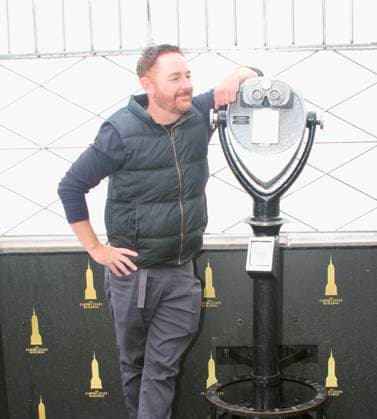 RECORD DATE NOT STATED Max Burkholder, Alanna Ubach, Scott Grimes, and Giorgia Whigham visit Empire State Building for a photo opportunity to celebrate the premiere TED Season 2. (NEW) Max Burkholder, Alanna Ubach, Scott Grimes, and Giorgia Whigham visit Empire State Building for a photo opportunity to celebrate the premiere TED Season 2. March 5, 2026, New York, USA: Scott Grimes with Alanna Ubach, Max Burkholder, and Giorgia Whigham visit the Empire State Building Observatory for a photo opportunity to celebrate the premiere TED Season 2 on Thursday, March 5 only on Peacock. Credit: Niyi Fote Thenews2 (Foto: Niyi Fote Thenews2 imago images) Max Burkholder, Alanna Ubach, Scott Grimes, and Giorgia Whigham visit Empire State Building for a photo opportunity to cel Copyright: xNiyixFotex
