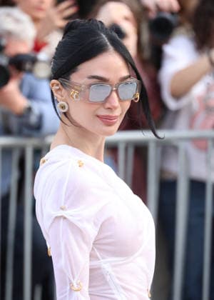 Heart Evangelista aux arrivals au défilé Schiaparelli Collection Femme Prêt à Porter Automne Hiver 2026 2027 au Carrousel du Louvre lors de la Fashion Week de Paris PFW , à Paris, FRance, le 5 mars 2026 Denis Guignebourg Bestimage Arrivals at the Schiaparelli Womens Ready to Wear Fall Winter 2026 2027 fashion show at the Carrousel du Louvre during Paris Fashion Week PFW , in Paris, France, on March 5, 2026  Copyright: xDenisxGuignebourgx xBestimagexDenisxGuignebourgx xBestimagex