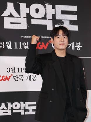 S. Korean actor Kwak Si-yang S. Korean actor Kwak Si-yang South Korean actor Kwak Si-yang, who stars in the new movie Samakdo, poses for a photo during a publicity event in Seoul on March, 5, 2026, to promote the movie, set to hit local screens in South Korea on March 11. (Yonhap) 2026-03-06 10:46:21 < 1980-2026 YONHAPNEWS AGENCY. .> ¼­¿ïÆ¯º°½Ã EDITORIAL USE ONLY  Copyright: xx PYH2026030604800034400 YonhapxNewsx yonphotos250287