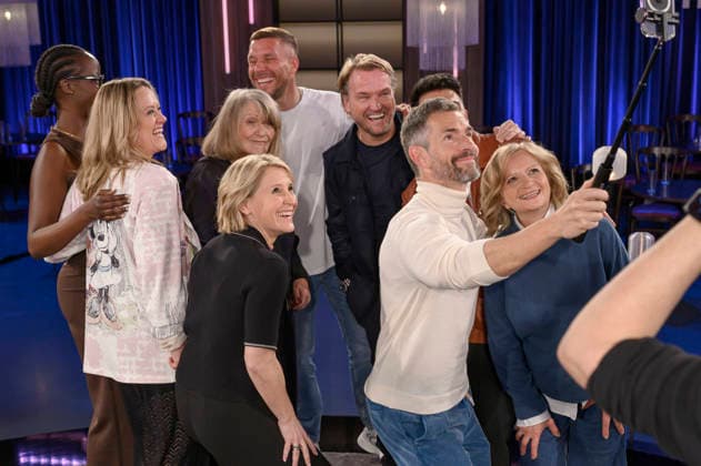 Anna Dushime, Lisa Feller, Alice Schwarzer, Lukas Podolski, Susan Link, Markus Krampe, Micky Beisenherz, Tahsim Durgun und Johanna Gastdorf bei der Aufzeichnung der WDR-Talkshow Kölner Treff im WDR Studio BS 3. Köln, 05.03.2026