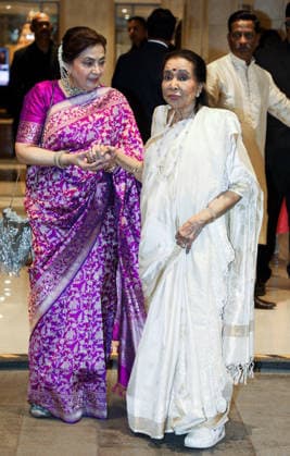 Wedding ceremony of Arjun Tendulkar and Saaniya Chandhok Mumbai, Mar 06 (ANI): Singer Asha Bhosle attends the wedding ceremony of Arjun Tendulkar, son of Former Indian cricketer Sachin Tendulkar, and Saaniya Chandhok, in Mumbai on Thursday. Mumbai Maharashtra India Copyright: xANIx ANI_20260306114