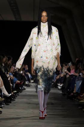 Runway during the Rabanne Womenswear Fall Winter 2026 2027 show as part of Paris Fashion Week PFW à lUnesco, à Paris, France, le 5 mars 2026 Bestimage Runway during the Rabanne Womenswear Fall Winter 2026 2027 show as part of Paris Fashion Week on March 05, 2026 in Paris, France Paris France  Copyright: xAgencex xBestimagexAgencex xBestimagex