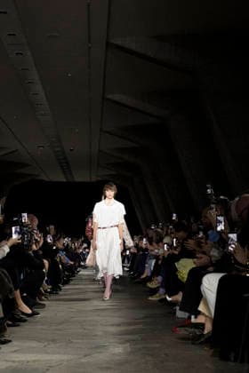 Runway during the Rabanne Womenswear Fall Winter 2026 2027 show as part of Paris Fashion Week PFW à lUnesco, à Paris, France, le 5 mars 2026 Bestimage Runway during the Rabanne Womenswear Fall Winter 2026 2027 show as part of Paris Fashion Week on March 05, 2026 in Paris, France Paris France  Copyright: xAgencex xBestimagexAgencex xBestimagex