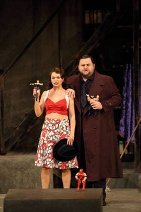 Nadezhda Karyazina (als Isabella) und Misha Kiria (als Taddeo) während der Fotoprobe für L Italiana in Algeri in der Deutschen Oper in Berlin, 5. März 2026. Dramma giocoso per musica in zwei Akten von Gioacchino Rossini. Musikalische Leitung Alessandro De Marchi. Inszenierung Rolando Villazon. Bühne Harald Thor. Kostüme Brigitte Reiffenstuel. Premiere ist am 8. März 2026. Deutsche Oper Berlin L Italiana in Algeri