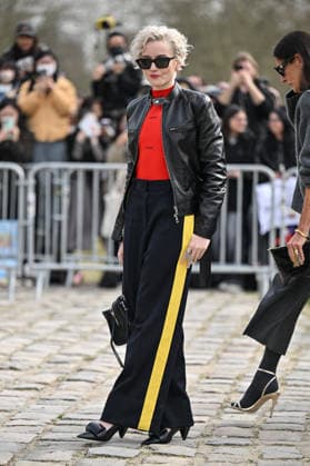 PFW Loewe Outside Arrivals Julia Garner arriving at the Loewe show during Fashion Week in Paris, France on March 6, 2026. Photo by Julien Reynaud APS-Medias ABACAPRESS.COM Paris France  Copyright: xReynaudxJulien APS-Medias ABACAx