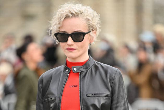 PFW Loewe Outside Arrivals Julia Garner arriving at the Loewe show during Fashion Week in Paris, France on March 6, 2026. Photo by Julien Reynaud APS-Medias ABACAPRESS.COM Paris France  Copyright: xReynaudxJulien APS-Medias ABACAx