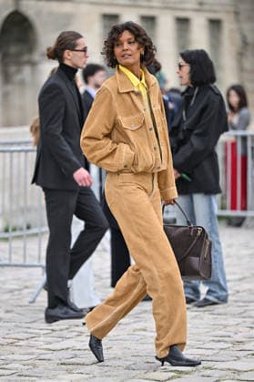 PFW Loewe Outside Arrivals Liya Kebede arriving at the Loewe show during Fashion Week in Paris, France on March 6, 2026. Photo by Julien Reynaud APS-Medias ABACAPRESS.COM Paris France  Copyright: xReynaudxJulien APS-Medias ABACAx