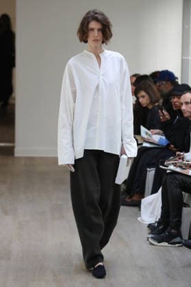 PFW - Ruohan Runway A model walks the runway during the Ruohan Womenswear Fall Winter 2026-2027 show as part of Paris Fashion Week on March 6, 2026 in Paris, France. Photo by Alain Gil Gonzalez ABACAPRESS.COM Paris France  Copyright: xGonzalezxAlain-Gil ABACAx