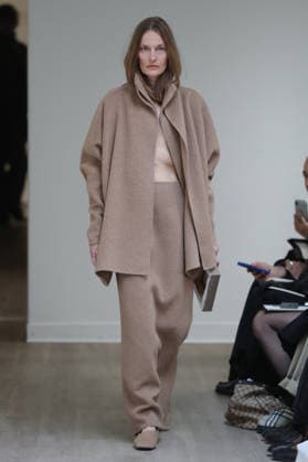 PFW - Ruohan Runway A model walks the runway during the Ruohan Womenswear Fall Winter 2026-2027 show as part of Paris Fashion Week on March 6, 2026 in Paris, France. Photo by Alain Gil Gonzalez ABACAPRESS.COM Paris France  Copyright: xGonzalezxAlain-Gil ABACAx